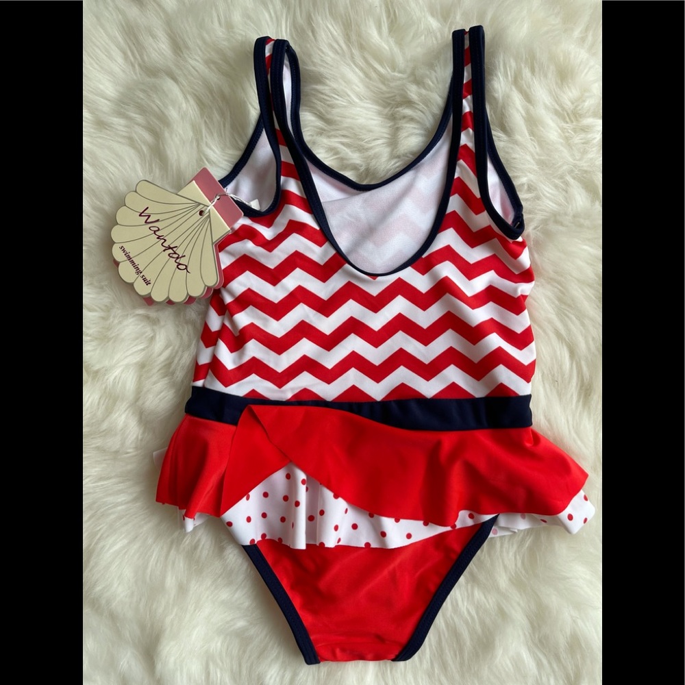 New Wantdo girls cute swimsuit, size 8